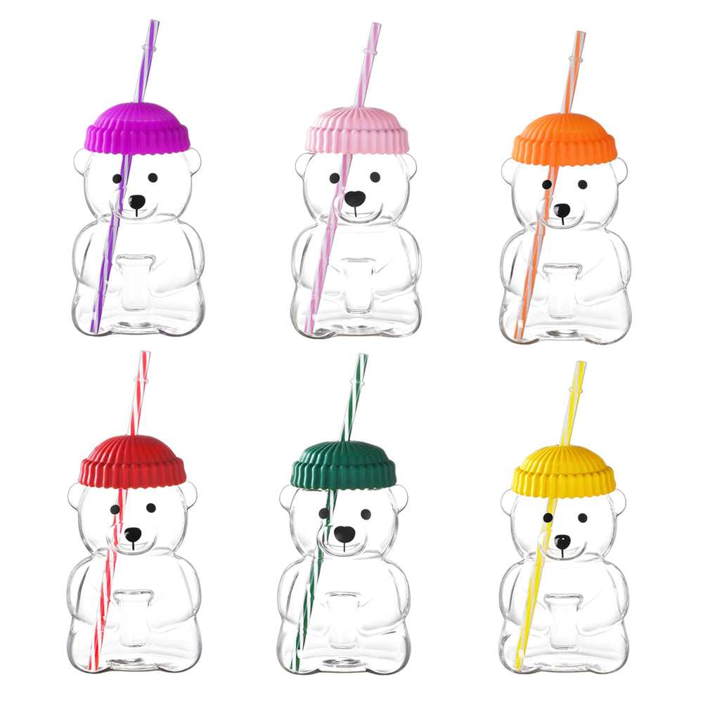 Bear-themed straw cup